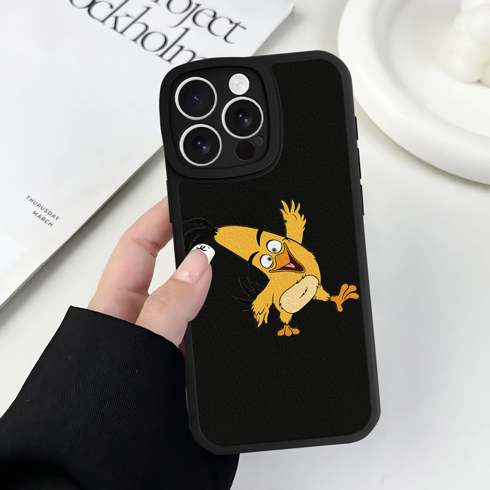 （画像用） Angry Birds アングリーバード 【iPhone 16シリーズ対応】シリコンスマホケース（レザー調） 材質：シリコン
